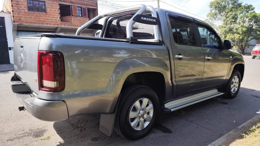 Volkswagen Amarok: Vista trasera derecha