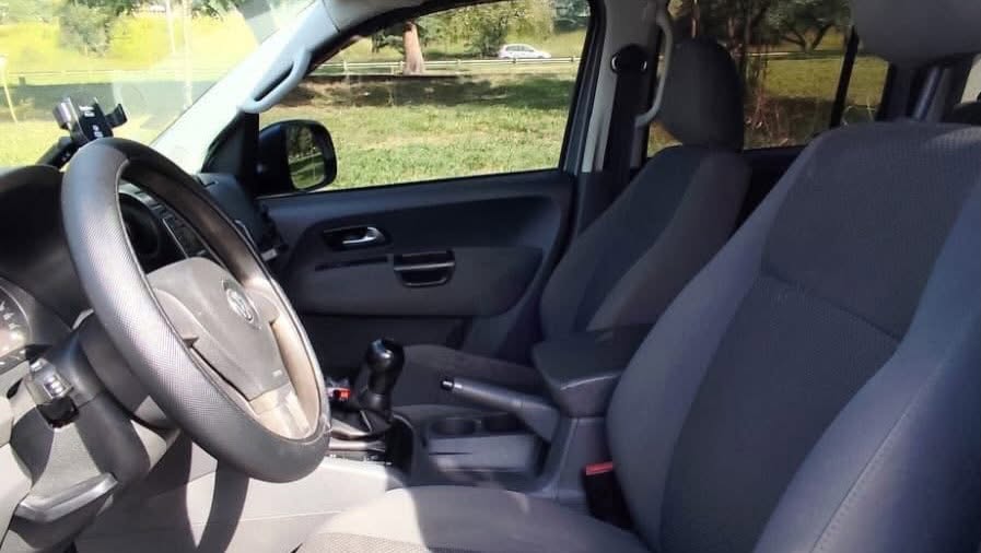 Volkswagen Amarok: Asientos delanteros