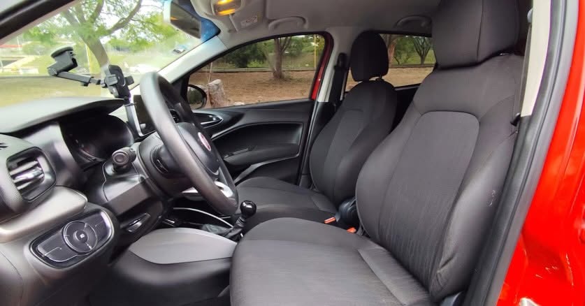 Fiat Argo: Asientos delanteros