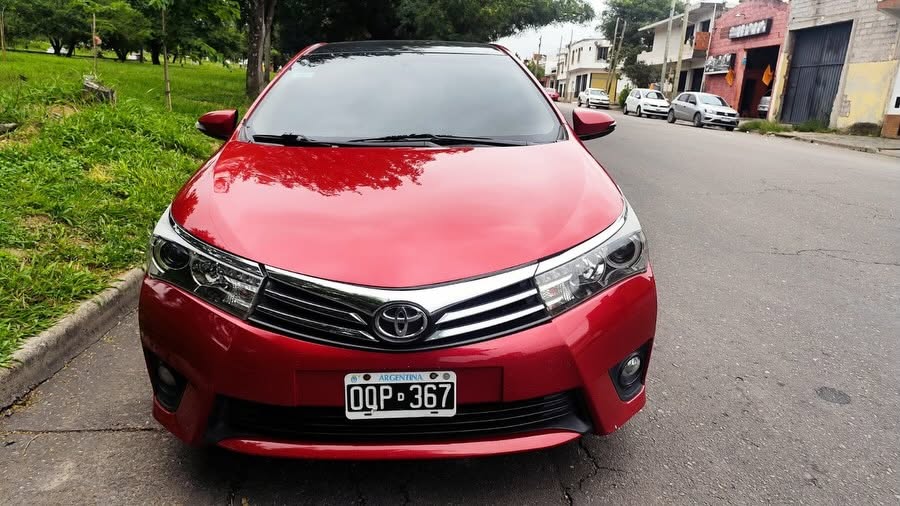 Toyota Corolla: Vista frontal