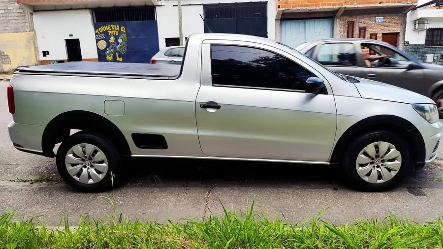Volkswagen Saveiro: Vista lateral derecha