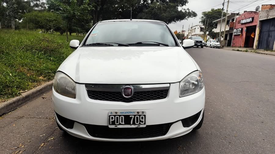 Fiat Siena: Vista frontal